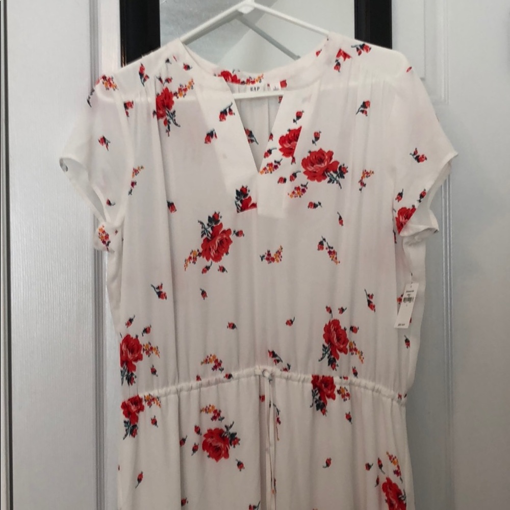 Gap white dress with red flowers